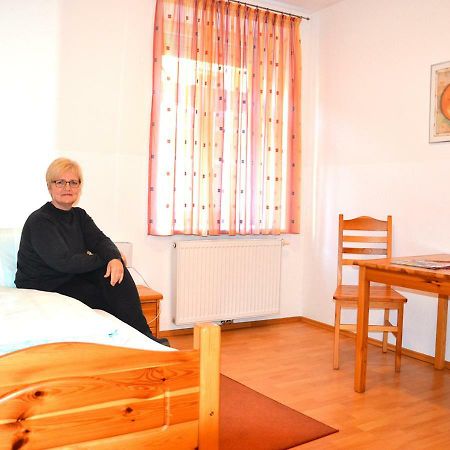 Gasthof Zum Goldenen Pflug Αμστέτεν Εξωτερικό φωτογραφία