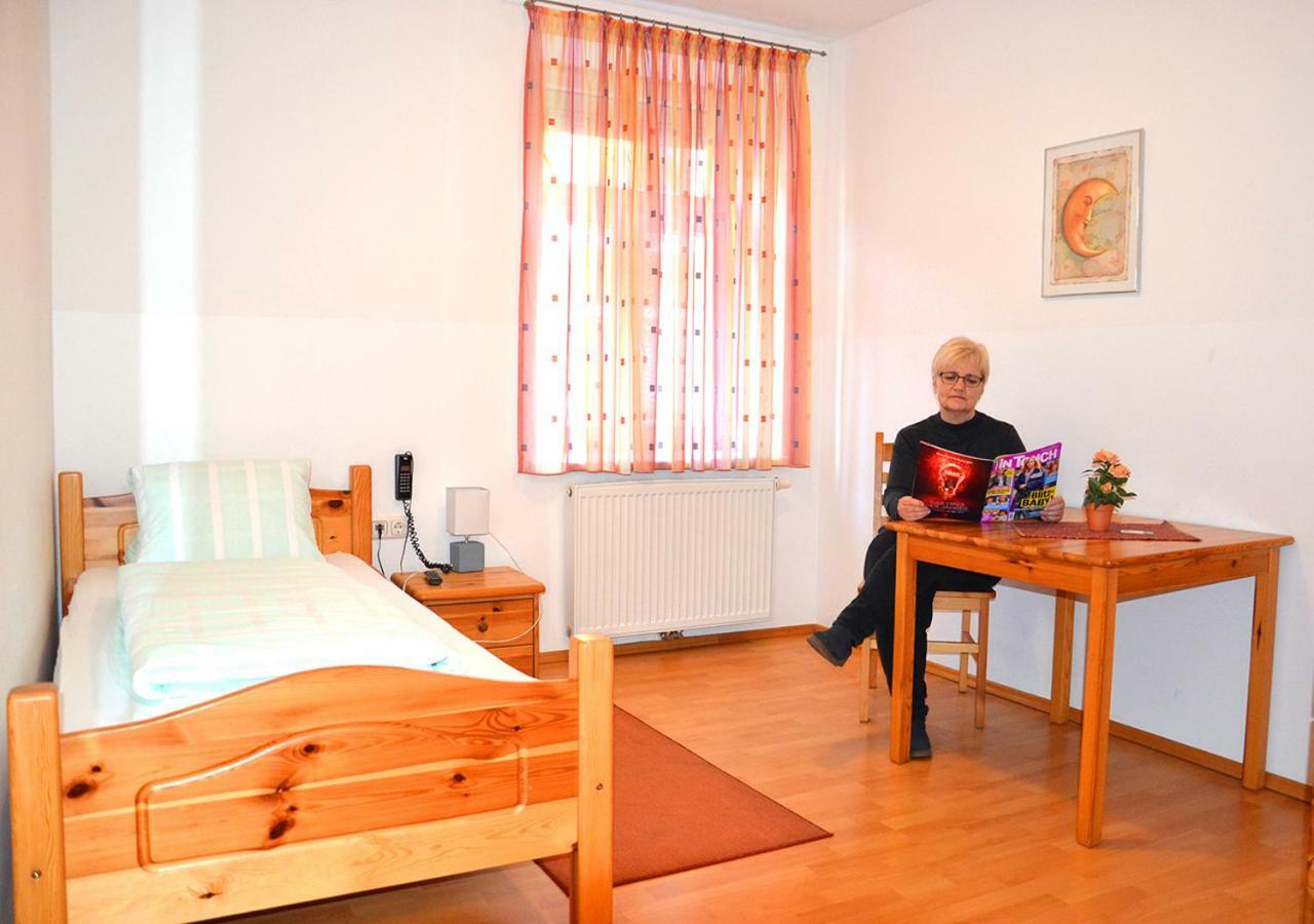 Gasthof Zum Goldenen Pflug Αμστέτεν Εξωτερικό φωτογραφία